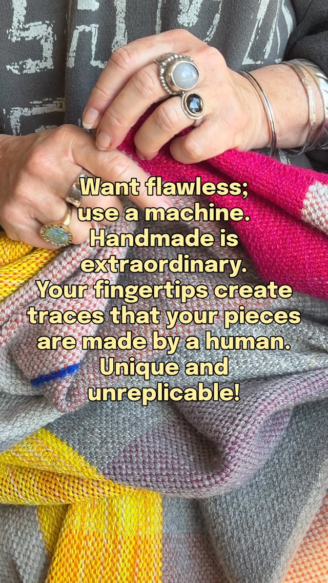 Machines “...copy the way, but can’t copy the soul”. FLORÉN FLO Beats
Your fingertips create traces that your pieces are made by a human. Everything that you create with your hands; Weaving; Art; Cooking; Music; Touch. Every gesture and movement uniquely yours. Extraordinarily human. Unreplicable