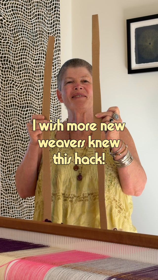 Wish more new weavers would try this. Just two is all that’s needed! 

This is a very simple tip to use just 2 cardboard strips as a header. I see some weavers use as many cardboard strips as sticks of spaghetti in a packet (yes, that may be an exaggeration lol) , but as you can see, two is perfectly adequate; followed by a small section of woven header in a contrasting colour. 

Follow along to see the next step where I show the most important Hemstitching!