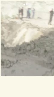 We like it like this. Not your usual way to travel. Not as glamorous as you may think though. 

Vintage car travelling is so much fun! Rich. Rewarding. Exhausting. 

Penny, our 1923 Vauxhall has carried us safely around the world.

These journeys provide me with the inspiration for my unique luxury handwoven blankets.

What do you think of this kind of roadtrip? 

 Love you to share my journeys with others and to see more.. Link in Bio.

#roadtripping #vintagecar #vintagecarsdaily #luxurygifts #adventuretravel